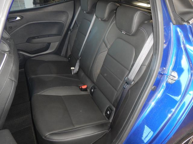 黒レザーシート　シートヒーター装備！車内は清潔感があり良い状態が保たれています。画像通り綺麗です。