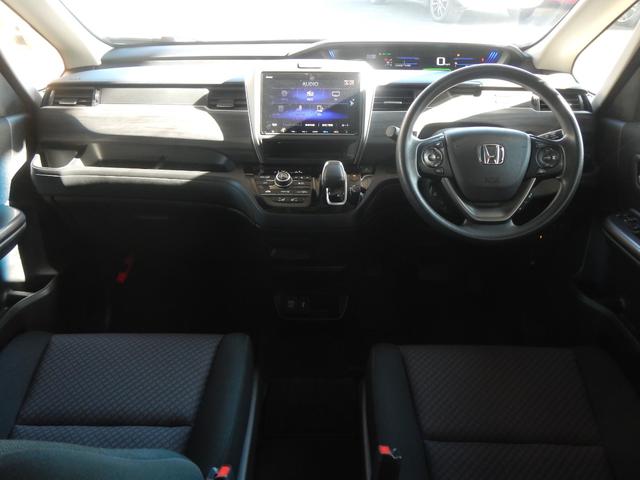 フリードハイブリッド ハイブリッド・Ｇブラックスタイル　フリップダウンモニター　純正ナビＴＶバックカメラ　カープレイ　両側電動スライド　ＥＴＣ　前後ドラレコ　前席シートヒーター　オートクルーズ（2枚目）