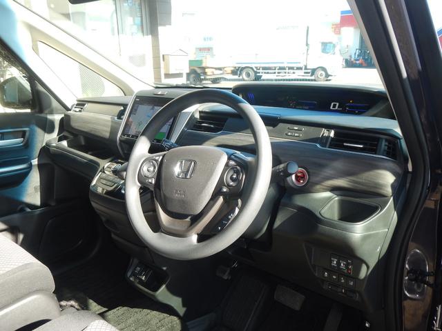 フリードハイブリッド ハイブリッド・Ｇブラックスタイル　フリップダウンモニター　純正ナビＴＶバックカメラ　カープレイ　両側電動スライド　ＥＴＣ　前後ドラレコ　前席シートヒーター　オートクルーズ（19枚目）