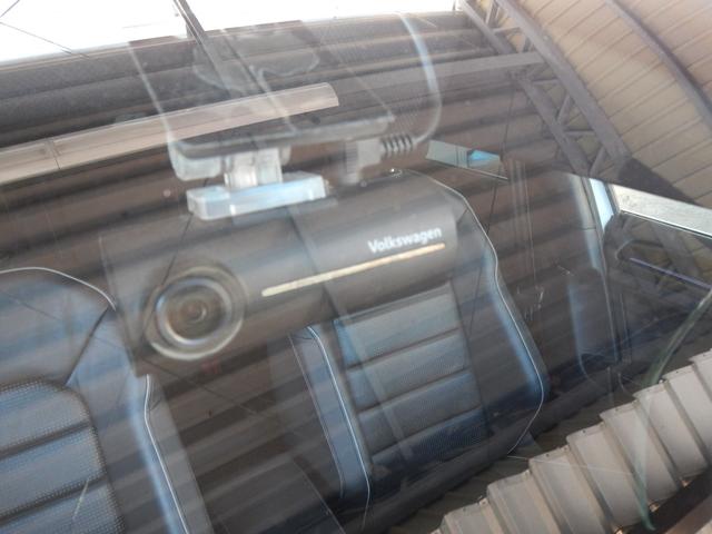 ゴルフＲヴァリアント ベースグレード　純正ナビカメラ　カープレイ　ＬＥＤ　シートヒーター　Ｄ席パワーシート　黒レザー　ドラレコ（18枚目）