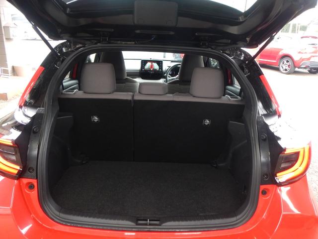 ヤリス Ｚ　Ｔｏｙｏｔａ　Ｓａｆｅｔｙ　Ｓｅｎｓｅ　８インチディスプレイオーディオ全方位　ＨＵＤ　シートヒーター　ＬＥＤ　レーダークルーズ（18枚目）