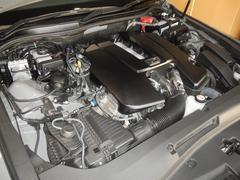Ｖ型８気筒５Ｌ　エンジン 4