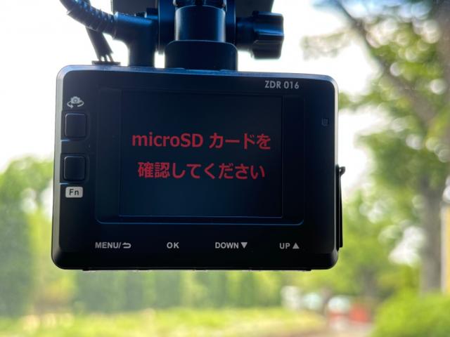 ティアナ ＸＬ　純正ナビ　ＴＶ　パワーシート　ＡＷ　バックモニター　アラウンドビューモニター　キセノンヘッドライト　ＥＴＣ　インテリジェントキー２本（13枚目）