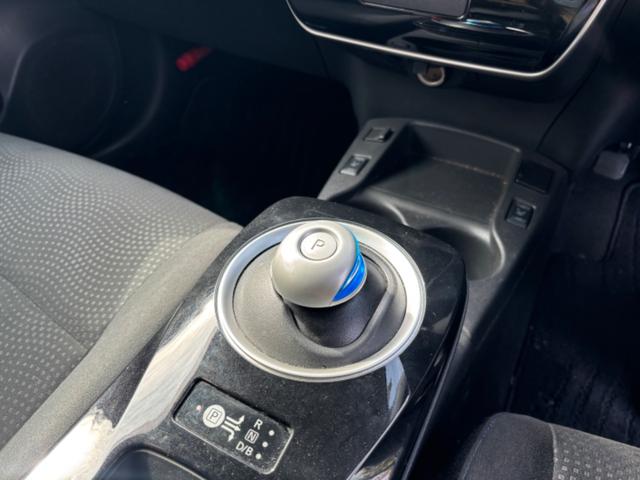 リーフ X サンクスエディション(30kwh) ナビ スマートキー 純正AW PS PW 充電ケーブル有(18枚目)