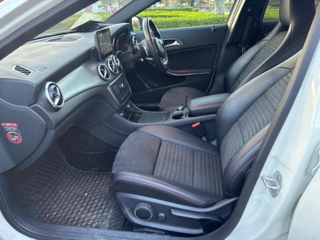 GLAクラス GLA180 スポーツ ナビTV バックカメラ スマートキー2本有(13枚目)