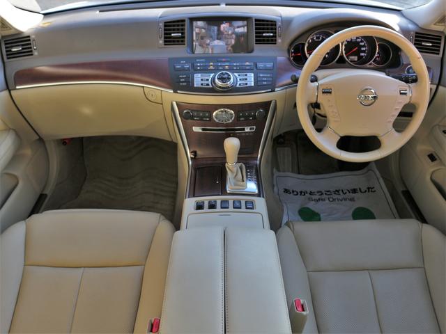350GT オットマン付冷暖本革シート電動シートHDDナビ SBカメラ 音楽録音 DVD再生 Bluetooth接続 地デジ ETC インテリキー フォグ インテリジェントクルコン フォグ HID(4枚目)
