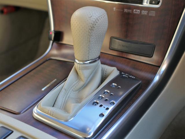 350GT オットマン付冷暖本革シート電動シートHDDナビ SBカメラ 音楽録音 DVD再生 Bluetooth接続 地デジ ETC インテリキー フォグ インテリジェントクルコン フォグ HID(33枚目)