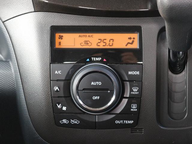 デリカＤ：２ Ｓ　両側電動スライドドア・Ｂｌｕｅｔｏｏｔｈ接続・プッシュスタート・スマートキー・ＣＤ／ＤＶＤ再生・ＥＴＣ・フルセグ・革巻きステアリング・ＨＩＤヘッドライト・社外１４インチアルミ・オートＡ／Ｃ・ドアバイザ（17枚目）