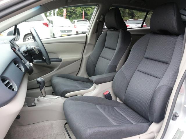 インサイト LS 無限エアロ&グリル・Bluetoorh接続・フルセグ・バックカメラ・ETC・スマートキー・オートA/C・HIDヘッドライト・純正16インチアルミ・コーナーセンサー・パドルシフト・横滑り防止装置(5枚目)