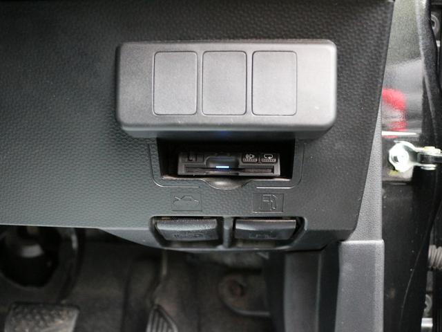 ルーミー X S 電動スライドドア・Bluetooth接続・バックカメラ・スマートキー・ETC・CD/DVD再生・スマートアシスト・プッシュスタート・ドアバイザー・アイドリングストップ・純正ナビ・フルセグ(14枚目)