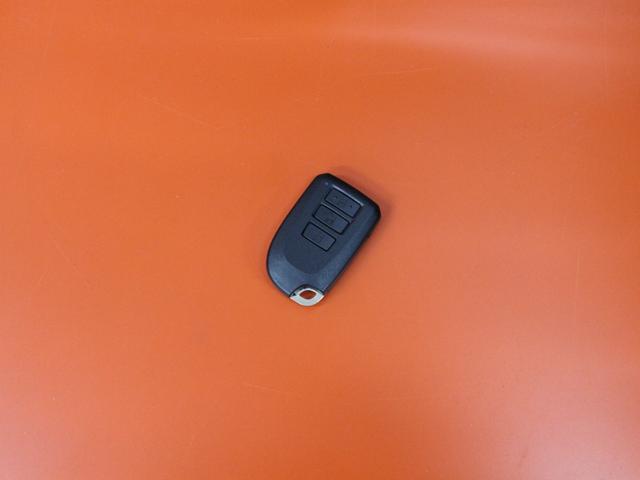 スペイド F 電動スライドドア・モデリスタエアロ・Bluetooth接続・フルセグ・ETC・スマートキー・オートA/C・HIDヘッドライト・社外17インチアルミ・ウィンカーミラー・デイライト・ドアバイザー(19枚目)