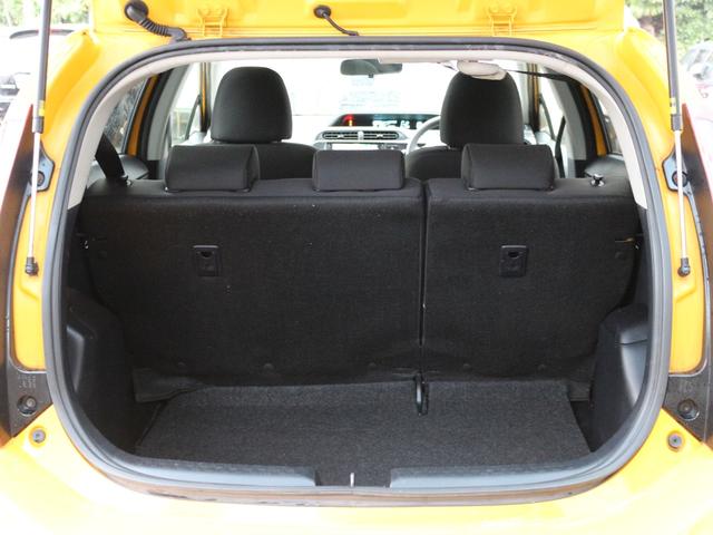 アクア S ROWENエアロ・Bluetooth接続・8インチナビ・フルセグ・フルセグ・ETC・スマートキー・HIDヘッドライト・社外16インチアルミ・デイライト・社外テールライト・プッシュスタート(31枚目)