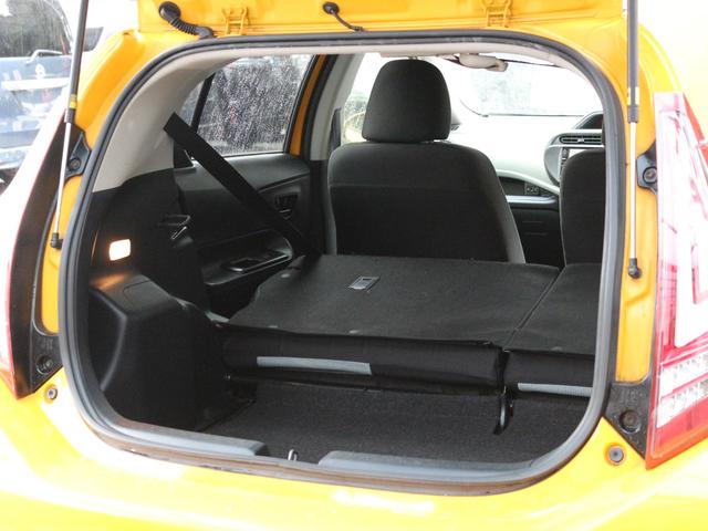 アクア S ROWENエアロ・Bluetooth接続・8インチナビ・フルセグ・フルセグ・ETC・スマートキー・HIDヘッドライト・社外16インチアルミ・デイライト・社外テールライト・プッシュスタート(32枚目)