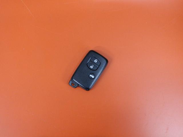 インプレッサスポーツ 2.0i-Sアイサイト 電動ハーフレザーシート・Bluetooth接続・バックカメラ・追従クルーズコントロール・ETC・スマートキー・ドライブレコーダー・HIDヘッドライト・純正17インチアルミ・パドルシフト・革巻きハンドル(17枚目)