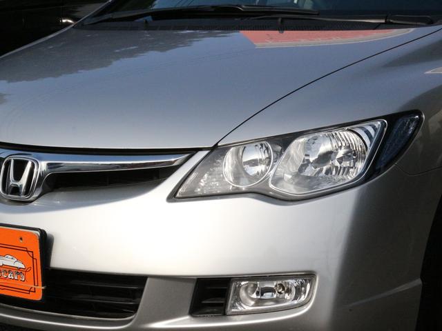 シビック ２．０ＧＬ　ワンオーナー・バックカメラ・ＥＴＣ・ドライブレコーダー・ＨＩＤヘッドライト・ワンセグ・パドルシフト・キーレス・純正１６インチアルミ・ドアバイザー・ＶＳＣ・革巻きハンドル・オートＡ／Ｃ（18枚目）