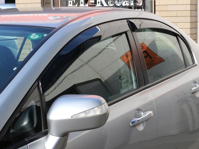 シビック ２．０ＧＬ　ワンオーナー・バックカメラ・ＥＴＣ・ドライブレコーダー・ＨＩＤヘッドライト・ワンセグ・パドルシフト・キーレス・純正１６インチアルミ・ドアバイザー・ＶＳＣ・革巻きハンドル・オートＡ／Ｃ（20枚目）