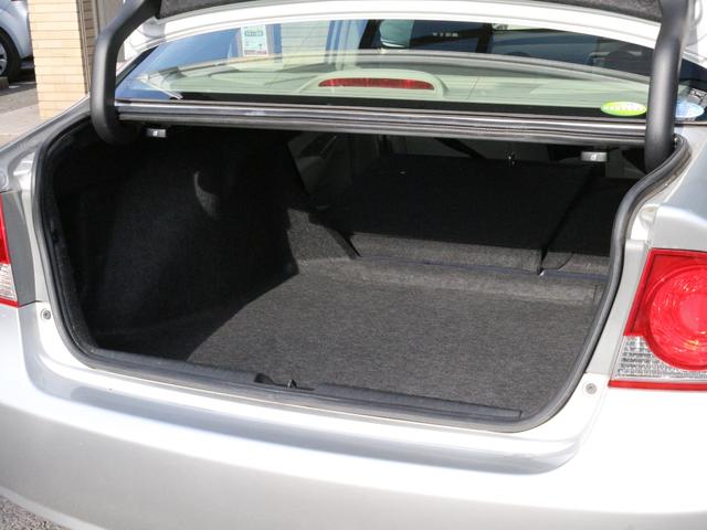 シビック ２．０ＧＬ　ワンオーナー・バックカメラ・ＥＴＣ・ドライブレコーダー・ＨＩＤヘッドライト・ワンセグ・パドルシフト・キーレス・純正１６インチアルミ・ドアバイザー・ＶＳＣ・革巻きハンドル・オートＡ／Ｃ（29枚目）