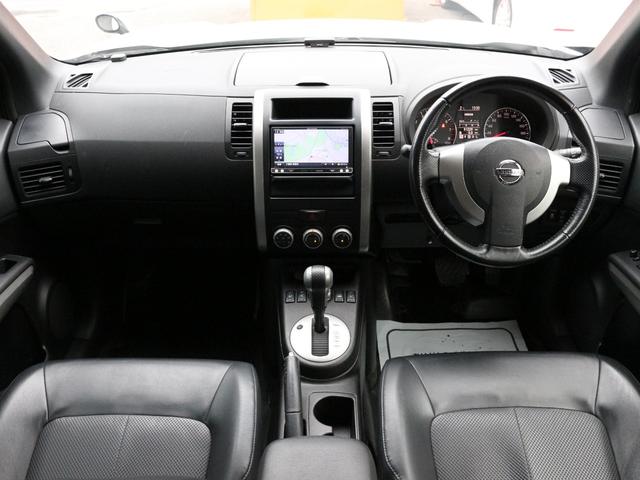 エクストレイル ２０Ｘｔ　後期型・ハイパールーフレール・カプロンシート・全席シートヒーター・Ｂｌｕｅｔｏｏｔｈ接続・バックカメラ・フルセグ・オールモード４Ｘ４・インテリキー・ＨＩＤヘッドライト・純正１５インチアルミ・ドアバイザ（4枚目）