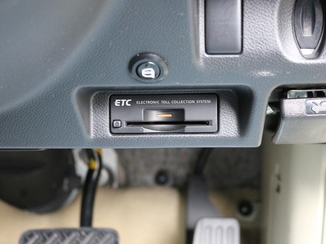 スカイライン 250GT 後期型・BLITZ車高調・電動シート・Bluetooth接続・サイド/バックカメラ・ETC・インテリキー・革調シートカバー・プッシュスタート・HIDヘッドライト・オートA/C・社外17インチアルミ(15枚目)