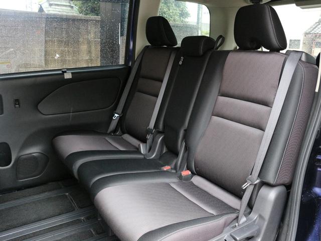 セレナ ハイウェイスター　アラウンドビューモニター・Ｂｌｕｅｔｏｏｔｈ接続・フロント／サイド／バックカメラ・クルーズコントロール・ドライブレコーダー・両側スライドドア・インテリキー・コーナーセンサー・プッシュスタート・純正ＡＷ（6枚目）