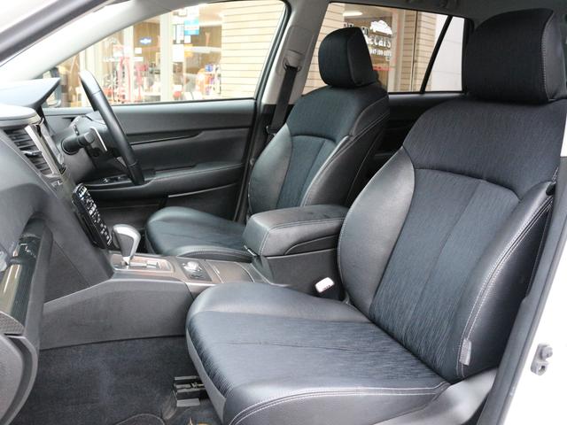 レガシィツーリングワゴン 2.5GT Sパッケージ 電動ハーフレザーシート・Bluetooth接続・FUJITSUBOマフラー・社外19インチアルミ・フロントエアロ・フリップダウンモニター・ETC・クルーズコントロール・スマートキー・パドルシフト(5枚目)