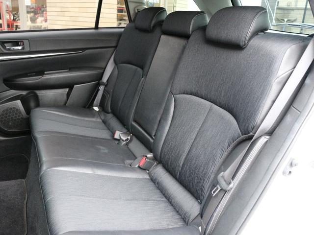 レガシィツーリングワゴン 2.5GT Sパッケージ 電動ハーフレザーシート・Bluetooth接続・FUJITSUBOマフラー・社外19インチアルミ・フロントエアロ・フリップダウンモニター・ETC・クルーズコントロール・スマートキー・パドルシフト(10枚目)