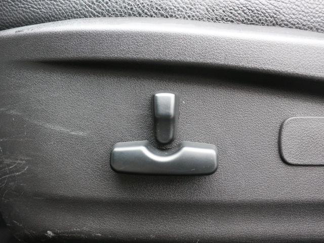 レガシィツーリングワゴン 2.5GT Sパッケージ 電動ハーフレザーシート・Bluetooth接続・FUJITSUBOマフラー・社外19インチアルミ・フロントエアロ・フリップダウンモニター・ETC・クルーズコントロール・スマートキー・パドルシフト(37枚目)