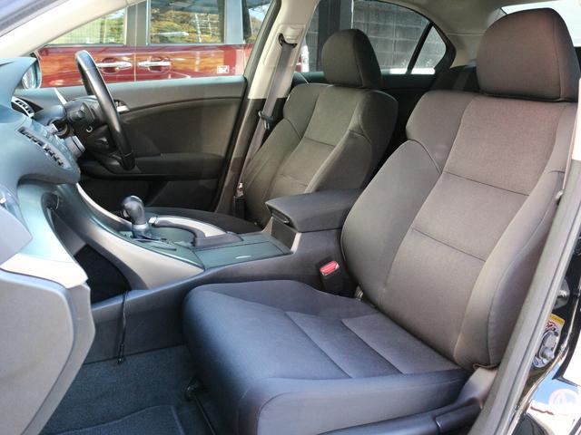 アコード ２０ＴＬ　車高調・ＲＡＹＳ１８インチアルミ・クルーズコントロール・ドライブレコーダー・バックカメラ・ＥＴＣ・ＨＩＤヘッドライト・スマートキー・フルセグ・ＣＤ／ＤＶＤ再生・ウィンカーミラー（5枚目）