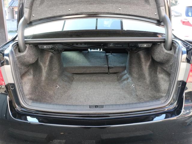 アコード ２０ＴＬ　車高調・ＲＡＹＳ１８インチアルミ・クルーズコントロール・ドライブレコーダー・バックカメラ・ＥＴＣ・ＨＩＤヘッドライト・スマートキー・フルセグ・ＣＤ／ＤＶＤ再生・ウィンカーミラー（10枚目）