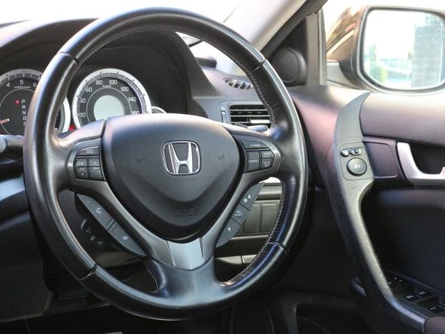 アコード ２０ＴＬ　車高調・ＲＡＹＳ１８インチアルミ・クルーズコントロール・ドライブレコーダー・バックカメラ・ＥＴＣ・ＨＩＤヘッドライト・スマートキー・フルセグ・ＣＤ／ＤＶＤ再生・ウィンカーミラー（35枚目）