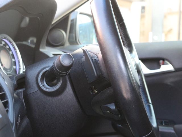 アコード ２０ＴＬ　車高調・ＲＡＹＳ１８インチアルミ・クルーズコントロール・ドライブレコーダー・バックカメラ・ＥＴＣ・ＨＩＤヘッドライト・スマートキー・フルセグ・ＣＤ／ＤＶＤ再生・ウィンカーミラー（41枚目）