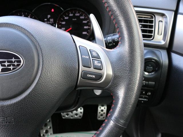 高速走行時にとても便利なクルーズコントロールも装備！長距離運転は本当に楽になります☆ライン付けの装備ですのであとからは追加できない装備です！！