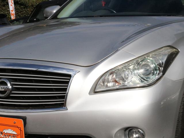 フーガ ３７０ＶＩＰ　全席電動本革シート・サイド＆バックカメラ・Ｂｌｕｅｔｏｏｔｈ接続・全席シートヒーター・エアシート・スマートキー・ＥＴＣ・追従クルーズコントロール・ドライブレコーダー・インテリキー・オートＡ／Ｃ・ＨＩＤ（23枚目）