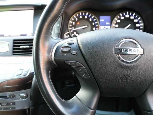 フーガ ３７０ＶＩＰ　全席電動本革シート・サイド＆バックカメラ・Ｂｌｕｅｔｏｏｔｈ接続・全席シートヒーター・エアシート・スマートキー・ＥＴＣ・追従クルーズコントロール・ドライブレコーダー・インテリキー・オートＡ／Ｃ・ＨＩＤ（43枚目）