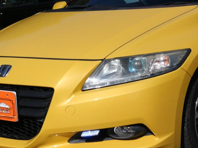 ＣＲ－Ｚ αブラックレーベル　バックカメラ・クルーズコントロール・スマートキー・ＣＤ／ＤＶＤ再生・ＥＴＣ・地デジ．・オートＡ／Ｃ・革巻きハンドル・ＨＩＤヘッドライト・純正１６インチアルミ・パドルシフト・ドアバイザー（17枚目）