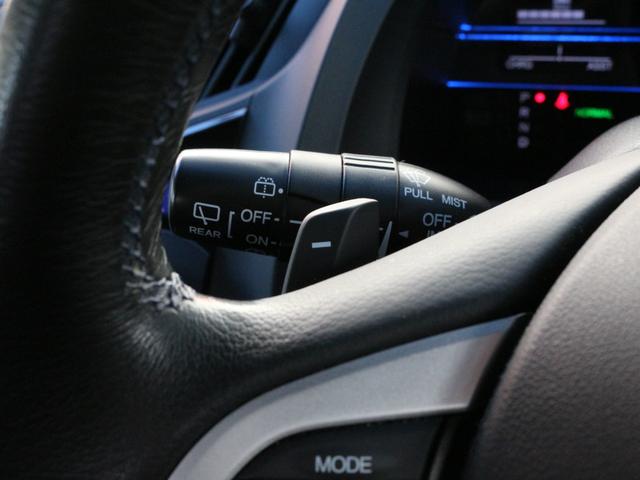 ＣＲ－Ｚ αブラックレーベル　バックカメラ・クルーズコントロール・スマートキー・ＣＤ／ＤＶＤ再生・ＥＴＣ・地デジ．・オートＡ／Ｃ・革巻きハンドル・ＨＩＤヘッドライト・純正１６インチアルミ・パドルシフト・ドアバイザー（35枚目）