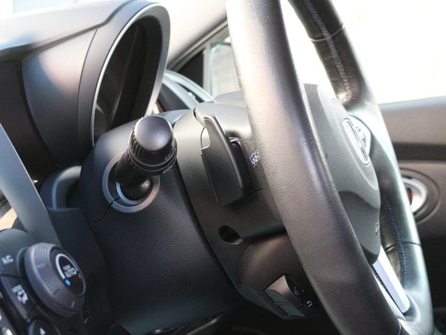 ＣＲ－Ｚ αブラックレーベル　バックカメラ・クルーズコントロール・スマートキー・ＣＤ／ＤＶＤ再生・ＥＴＣ・地デジ．・オートＡ／Ｃ・革巻きハンドル・ＨＩＤヘッドライト・純正１６インチアルミ・パドルシフト・ドアバイザー（37枚目）