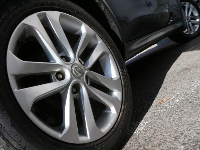 ジューク 15RX ドライブレコーダー・メモリーナビ・ワンセグ・ETC・キーレス・純正17インチアルミ・ドアバイザー・オートA/C・革巻きハンドル・Wエアバック・プライバシーガラス(17枚目)