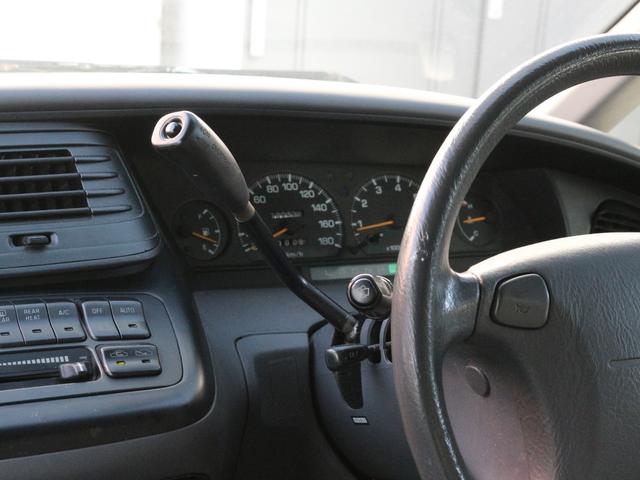 エスティマ・ルシーダ X ラグジュアリー ダブルサンルーフ・ローダウン・社外マフラー・社外17インチアルミ・左スライドドア・ドアバイザー(31枚目)