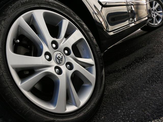 ブレイド ベースグレード　Ｂｌｕｅｔｏｏｔｈ接続・バックカメラ・スマートキー・プッシュスタート・ドアバイザー・地デジ・純正１６インチアルミ・革巻きハンドル・オートＡ／Ｃ・ヘッドライトレベライザー・ウィンカーミラー（18枚目）