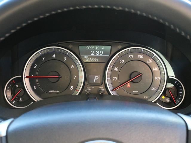 ブレイド ベースグレード　Ｂｌｕｅｔｏｏｔｈ接続・バックカメラ・スマートキー・プッシュスタート・ドアバイザー・地デジ・純正１６インチアルミ・革巻きハンドル・オートＡ／Ｃ・ヘッドライトレベライザー・ウィンカーミラー（20枚目）