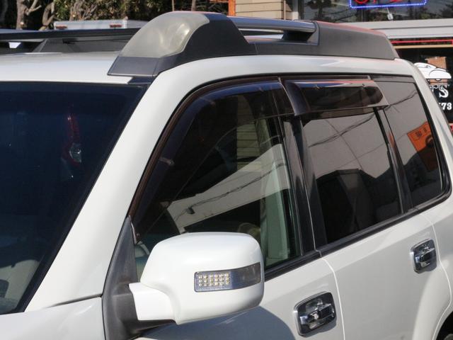 エクストレイル ＧＴ　後期型・ＳＲ２０ＶＥＴターボ・ハイパールーフ・純正エアロ・バグガード・ＲＡＹＳ１７インチアルミ・ＥＴＣ・キーレス・オートＡ／Ｃ・純正ナビ・ウィンカーミラー・ドアバイザーＨＩＤヘッドライト・フォグランプ（18枚目）