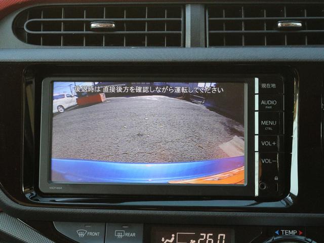 アクア S 中期型・Bluetooth接続・バックカメラ・地デジ・ETC・キーレス・オートA/C・SDナビ・ウィンカーミラー・ヘッドライトレベライザー・横滑り防止装置・ドアバイザー・ステレオコントロール(12枚目)