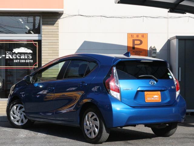 アクア S 中期型・Bluetooth接続・バックカメラ・地デジ・ETC・キーレス・オートA/C・SDナビ・ウィンカーミラー・ヘッドライトレベライザー・横滑り防止装置・ドアバイザー・ステレオコントロール(26枚目)