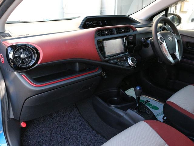 アクア S 中期型・Bluetooth接続・バックカメラ・地デジ・ETC・キーレス・オートA/C・SDナビ・ウィンカーミラー・ヘッドライトレベライザー・横滑り防止装置・ドアバイザー・ステレオコントロール(28枚目)