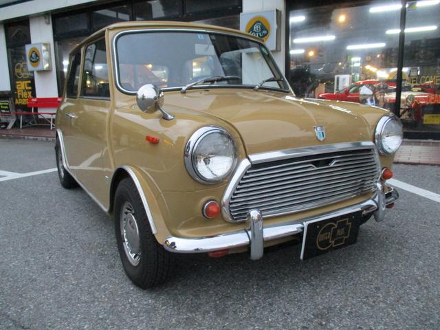 ＭＩＮＩ 　ＭＫ－３　ディーラー車　右ハンドル　マニュアル車　型式９９Ｘ　外装オールペン実施済み　フルヒストリー（2枚目）