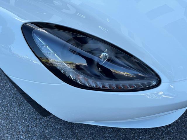 エリーゼ Ｓ　ツーリングパック　ディーラー車　右ハンドル　６速マニュアル　１６年　オプション多数　ドリンクホルダー　社外マフラー＆サス　ＯＵＴＥＲＰＬＵＳサイドステップ（13枚目）