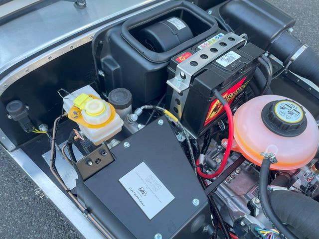 ケータハムその他 セブン１７０Ｓ　アルミブラック　新車未登録　トノカバー　マップポケット　バッテリーマスターカットオフスイッチ（29枚目）