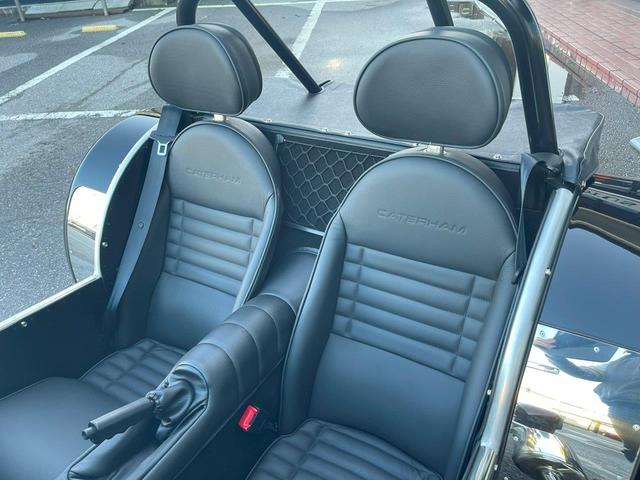 ケータハムその他 セブン１７０Ｓ　アルミブラック　新車未登録　トノカバー　マップポケット　バッテリーマスターカットオフスイッチ（33枚目）