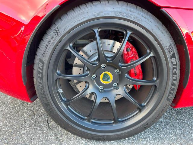 エキシージ スポーツ３９０　ファイナルエディション　鍛造ホイール　レッドキャリパー　ブラックカーペットマット　インテリアカラーパック、ファイアーレッド　ＥＴＣ（23枚目）